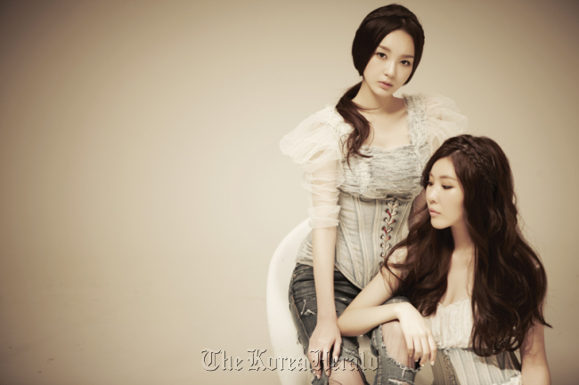 Davichi.   Core Entertainment