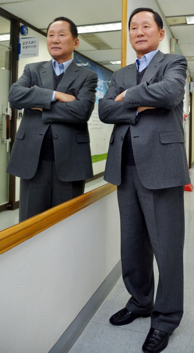 이기우 인천재능대학교 총장<br />김명섭 기자 msiron@heraldcorp.com
이기우 인천재능대학교 총장
김명섭 기자 msiron@heraldcorp.com
이기우 인천재능대학교 총장
김명섭 기자 msiron@heraldcorp.com