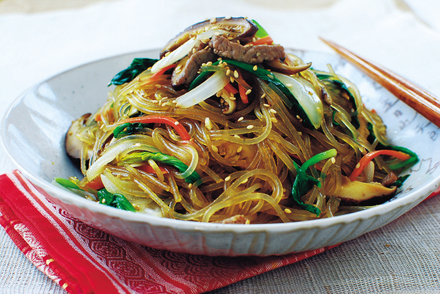 Japchae (Korean Bapsang)