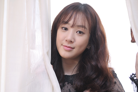 정려원(배우)
걸그룹 멤버에서 배우로 전향한 대표적인 케이스 정려원은 ‘안녕, 프란체스카’(2005), ‘내 이름은 김삼순’(2005), ‘넌 어느 별에서 왔니’ (2006)등의 작품을 통해 ...못할 작품이다.