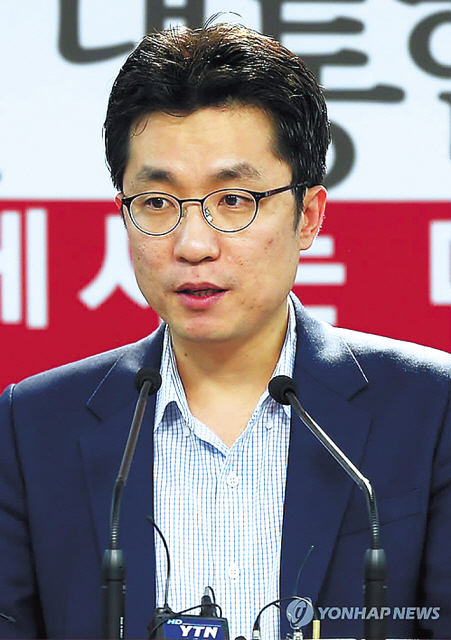 김상민(국회위원/새누리당)
“President-elect Park will personally look after the issues that the young generation faces today, such as half-priced college tuition, housing for the young, and job creation.”
Kim, 40, a first-term lawmaker, was the student council president at Ajou University, where he studied history. Upon graduation, Kim led a college student volunteer organization called ‘Volunteer Expedition.’