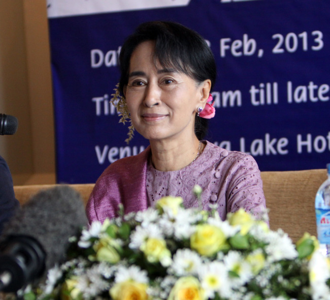 아웅산수치(Aung San Suu Kyi /정치인)
Aung San Suu Kyi   AP-Yonhap News