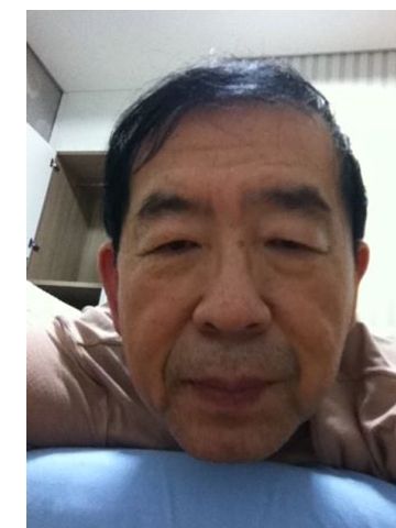 박원순(서울시장)
박원순 서울시장이 트위터에 직접 촬영한 셀카사진을 올려 네티즌의 시선을 끌고 있다.
박 시장은 최근 자신의 트위터 (‏@wonsoonpark)에 “이래도 안믿겠어요?“라는 글과 함께 셀카 사진을 게재했다.
