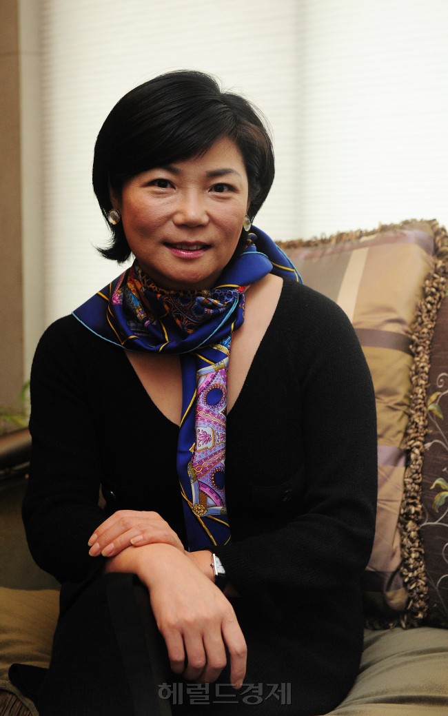 아트스피치 김미경.<br />이상섭기자. babtong@heraldm.com 2010.02.17
아트스피치 김미경.
이상섭기자. babtong@heraldm.com 2010.02.17
아트스피치 김미경.
이상섭기자. babtong@heraldm.com 2010.02.17
아트스피치 김미경.
이상섭기자. babtong@heraldm.com 2010.02.17