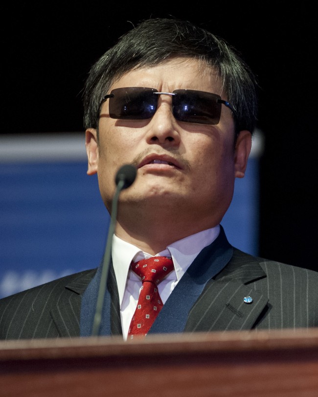 Chinese activist lawyer Chen Guangcheng speaks at the U.S. Capitol in Washington, D.C., Tuesday.   AFP-Yonhap News