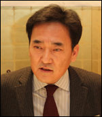 조성철(기업인)
다음달 19일 코스닥시장 상장을 앞둔 유아동 의류 전문기업 제로투세븐은 30일 서울 여의도에서 기자간담회를 갖고 해외 시장 진출에 적극 나서겠다는 각오를 밝혔다.