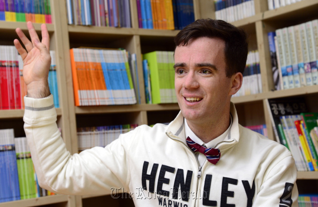 Emil Bredahl, the organizer of expat group “Project Yongdongpo,” which helps the homeless in Yeongdeungpo.   Park Hae-mook/The Korea Herald