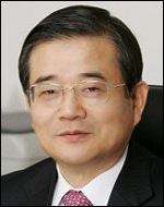 이기섭(행정공무원/한국산업기술평가관리원)
한국산업기술평가관리원(KEITㆍ원장 이기섭)은 한국생산제조시스템학회 박종권 회장의 예방을 받고 산업융합 원천기술 개발 전략에 관한 의견을 교환했다고 5일 밝혔다.