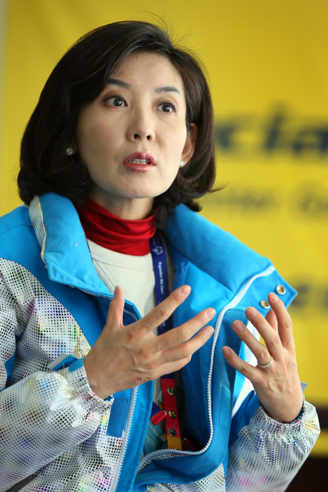 나경원(변호사/2013평창동계스페셜올림픽세계대회조직위원장)
Na Kyung-won, the head of the local organizing committee, said merely raising awareness of the plight of the intellectually disabled was not the only goal of the special Olympics World Winter Games.