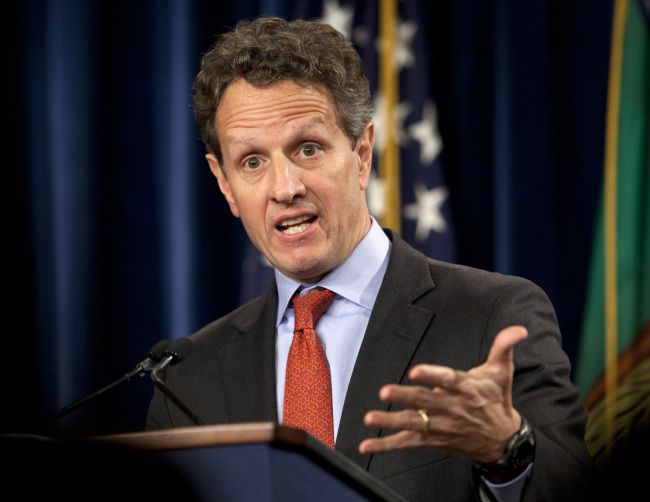 티모시 가이트너 (Timothy Geithner/정치인)
FILE - This Feb. 2, 2012 file photo shows then Treasury Secretary Timothy Geithner during a news conference at the Treasury Department in Washington. Geithner will write a book focusing on his response to the financial crisis, The Associated Press has learned.
