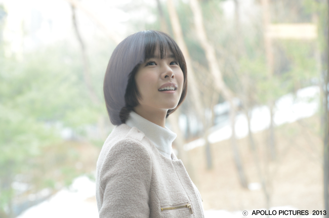 조윤희(배우)
배우 조윤희, 정겨운이 출연하는 웹드라마가 선보여 화제다. 2011년 드라마 ‘싸인’을 제작한 드라마제작사 아폴로픽쳐스는 6부작 미니시리즈 ‘러브 인 메모리’를 오는 14일 예고편을 시작으로 매주 목요일 오전11시에 네이버TV캐스트를 통해 방송한다고 13일 밝혔다.