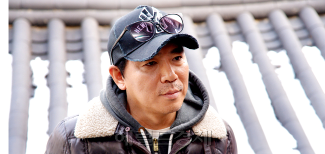 김지운 영화감독 인터뷰. 박현구 기자phko@heraldcorp.com 2013.02.14
김지운 영화감독 인터뷰. 박현구 기자phko@heraldcorp.com 2013.02.14
김지운 영화감독 인터뷰. 박현구 기자phko@heraldcorp.com 2013.02.14
