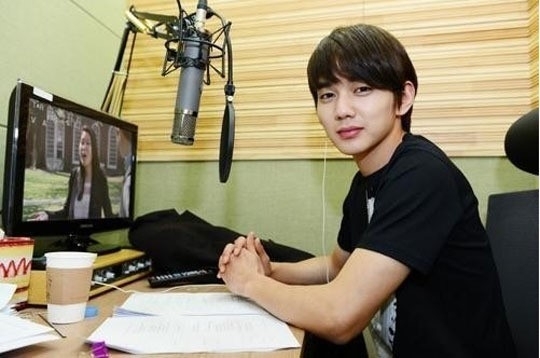 유승호(배우)
다음달 군입대를 앞둔 배우 유승호가 내레이션을 맡아 화제를 모으고 있다.
　
유승호는 공사창립 40주년 KBS글로벌 대기획 4부작 다큐 ‘공부하는 인간’의 내레이션을 맡았다.
　
‘공부하는 인간’은 하버드 공부벌레 4명과 최고의 공부를 찾아 떠나는 내용이다.