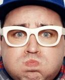 샘 해밍턴 (Sam Hammington/개그맨)
샘 해밍턴이 한국에 처음 온 것은 1998년, 해외교환확생 자격으로였다. 그는 한국어와 또 다른 학문을 복수전공 하고 있었다.
그가 2002년에 한국에 정착했을 때, 그는 이미 상당 수준의 한국어를 구사하고 있었고, 한국에서 2-3년을 보내서 다시 그의 모국인 호주로 돌아갔을 때에도 한국어를 잊어버리지 않게 되기를 바랬다.