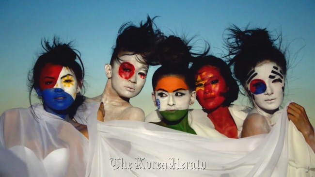 The five-member multicultural girl group Blush to work with Quincy Jones on upcoming debut album.   Blush