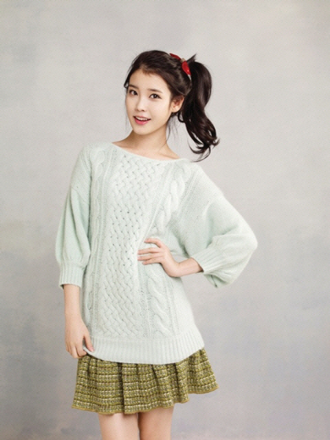 아이유(이지은/가수)
걸그룹 멤버들이 무대에서 벗어나 드라마에서 치열한 장외대결을 준비하고 있다.
미스에이 수지와 카라 한승연은 오는 4월 월화드라마로 연기 진검승부를 펼친다. 수지는 MBC의 퓨전 판타지 사극 ‘구가의서’(극본 강은경, 연출 신우철ㆍ김정현)에 캐스팅됐다