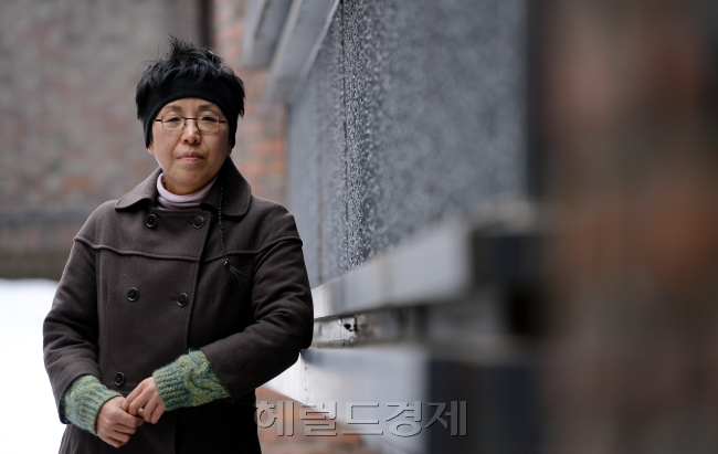 이은숙 재독 설치미술가 인터뷰./안훈기자 rosedale@ 2013.02.12
이은숙 재독 설치미술가 인터뷰./안훈기자 rosedale@ 2013.02.12