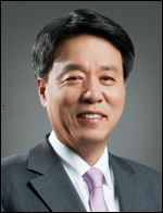박창민(기업인/현대산업개발 (대표이사 사장)
한국주택협회는 20일 서울 임피리얼 팰리스호텔에서 2013년도 제1차 이사회를 열고 오는 3월 29일 끝나는 차기 회장직에 박창민(60) 현 회장을 재추대하기로 결정했다. 차기회장은 오는 3월 28일 열리는 정기총회에서 선출되며, 임기는 오는 2016년 3월까지 한국주택협회를 이끌게 된다.