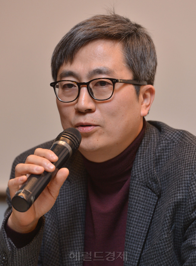 국민행복시대경제정책방향 토론회<br />이상섭 기자. babtong@heraldcorp.com 0213.02.20
국민행복시대경제정책방향 토론회
이상섭 기자. babtong@heraldcorp.com 0213.02.20
국민행복시대경제정책방향 토론회
이상섭 기자. babtong@heraldcorp.com 0213.02.20