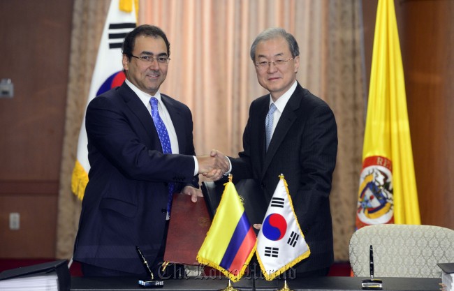 Colombian Trade Minister Sergio Diaz-Granados.   Park Hae-mook/The Korea Herald