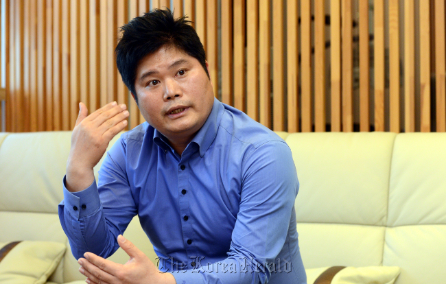정병헌 아큐브 대표 인터뷰./안훈기자 rosedale@ 2013.02.14
Chung Byung-heon, chief of JJVC’s Korean arm.   Ahn Hoon/The Korea Herald