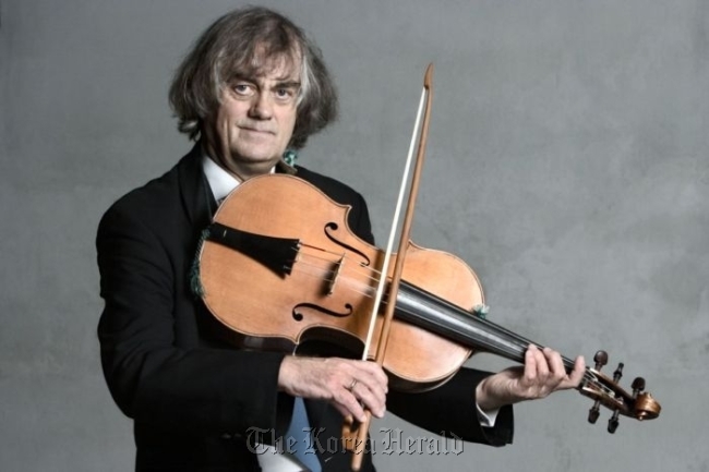 Sigiswald Kuijken, who is to perform Bach’s Cantata at Bangbae Cathedral on Thursday.   Arts Council Korea