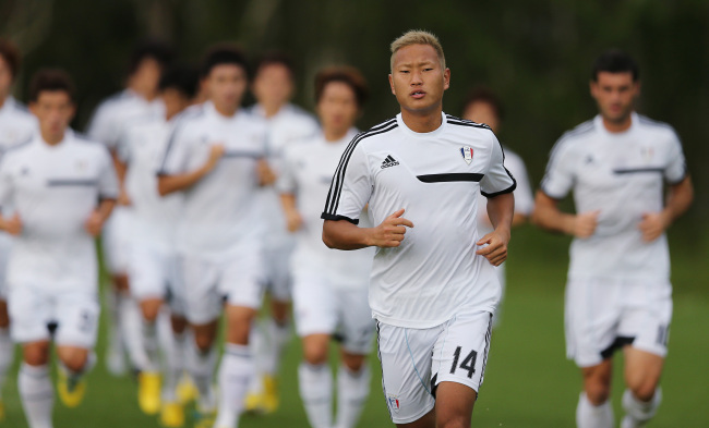 정대세(축구선수)Suwon Samsung Bluewings’ Jong Tae-se   Yonhap News
It has a new structure, a new logo and a new name, but South Korea’s first-division soccer league will kick off the 2013 season this weekend with familiar faces as the title favorites.