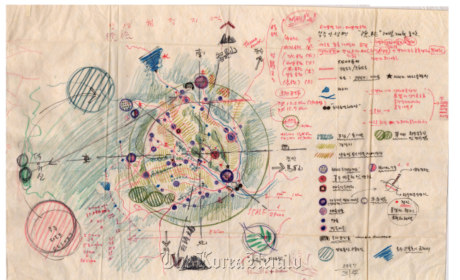 A sketch of the development project of Anseong-myeon, Muju, 1997, by the late architect Chung Gu-yon.   NMOCA