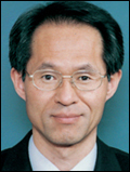 박홍식(교수/건축가)
대구한의대학교 박홍식(일본어과) 교수가 한국유교학회 신임회장에 취임했다. 지난달 28일 성균관대학교 퇴계인문관에서 열린 한국유교학회 임시총회에 따른 것으로 2015년 2월까지 2년간 회장직을 수행하게 된다고 대학 측은 6일 밝혔다.