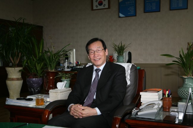 행복한 교육 전도사 김진억 동해교육지원청장