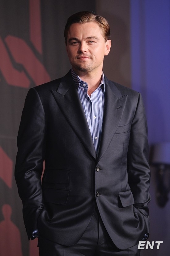 레오나르도디카프리오(LeonardoDiCaprio/영화배우)
할리우드 배우 레오나르도 디카프리오가 자신이 생각하는 한국의 매력을 밝혔다.
레오나르도 디카프리오는 7일 오후 서울 강남구 역삼동에 위치한 리츠칼튼호텔에서 열린 영화 ’장고: 분노의 추적자’ 내한 기자회견에 참석해 국내 취재진과 만났다.
