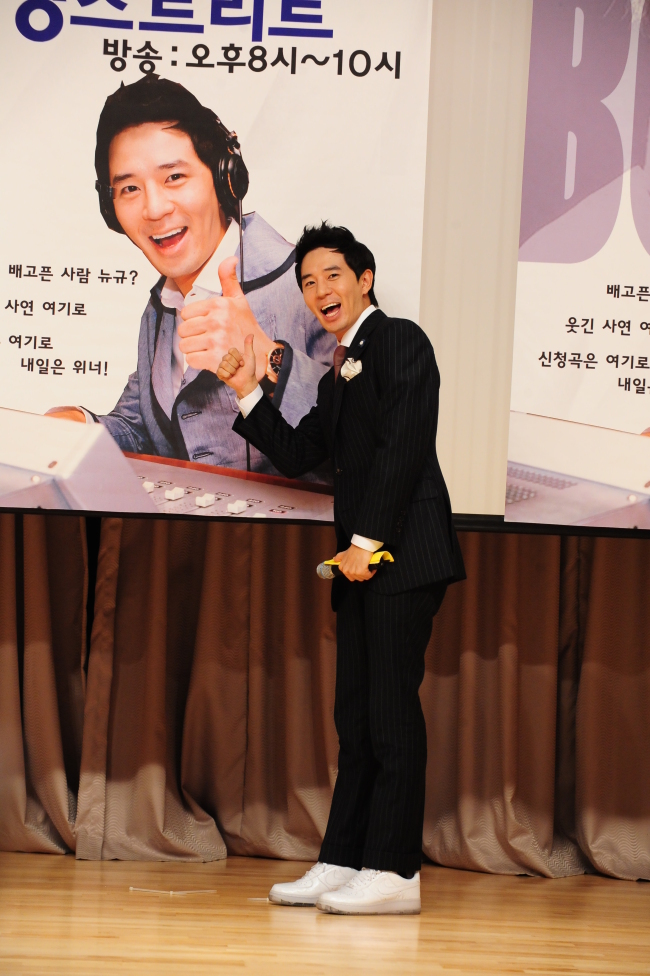 붐(이민호/MC/가수)
SBS 파워FM(107.7㎒) ‘붐의 영스트리트’가 14일 오후 8시부터 10시까지 ‘3.14 솔로대첩’ 이벤트를 연다.