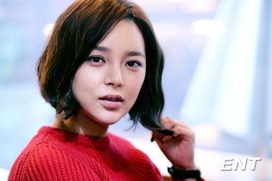 박시연(탤런트/미스코리아)
배우 박시연 측이 프로포폴 상습 투약 혐의(마약류관리법 위반)로 불구속 기소된 것에 대해 공식입장을 밝혔다.
