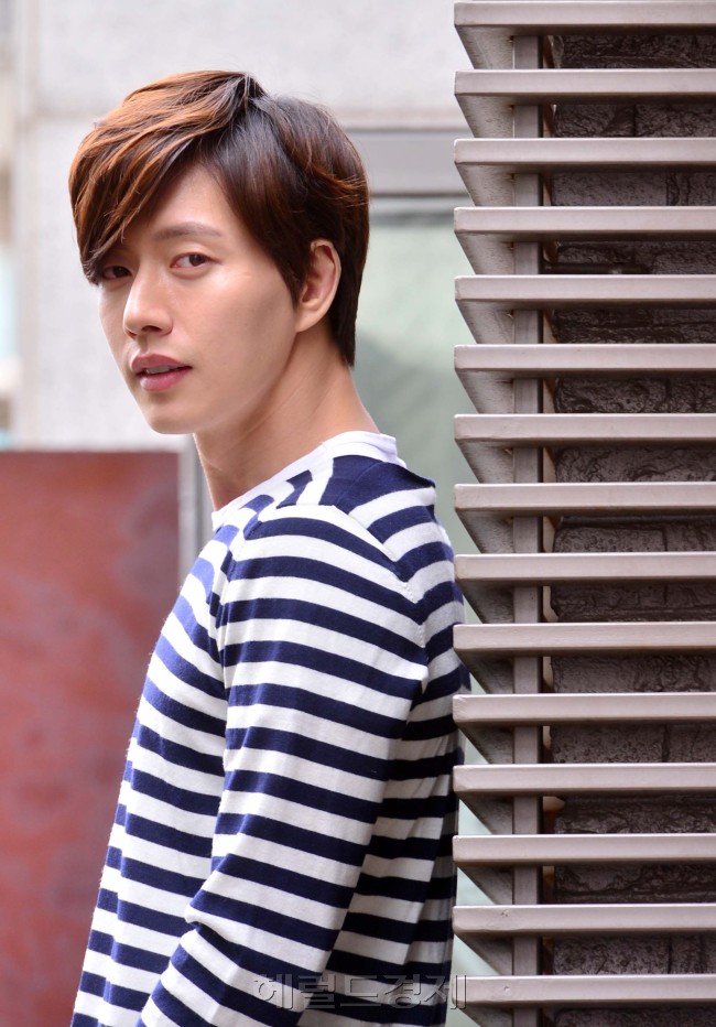 배우 박해진 인터뷰.<br />이상섭 기자. babtong@heraldcorp.com 2013.03.13
배우 박해진 인터뷰.
이상섭 기자. babtong@heraldcorp.com 2013.03.13