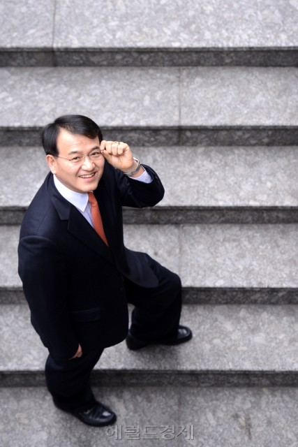 (휴먼다큐) 김교태 삼정KPMG 대표，그의 몸엔 ‘푸른 피’ 가 흐른다