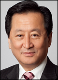 최수현(금융인/전공무원)
최수현 신임 금융감독원장은 18일 “국민이 금융회사에 대한 검사를 직접 요구할 수 있도록 ‘국민검사청구제도’를 도입하겠다”고 말했다.
