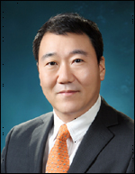 김용성(기업인/두산인프라코어)
국내 최고 글로벌 기계 업체인 두산인프라코어(사장 김용성)는 올해 수익 창출을 극대화할 수 있는 제품과 지역에 전사적 역량을 집중하고, 기술의 근원적 경쟁력을 강화할 방침이다.