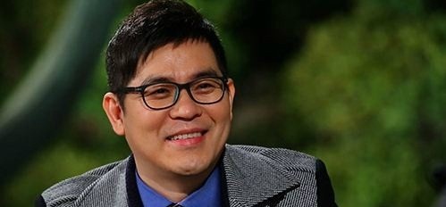 김용만(MC/개그맨)
방송인 김용만이 불법 도박 혐의로 검찰 조사를 받은 가운데 SBS ‘자기야’측이 하차 여부 등에 대해 입장을 정리 중이다.