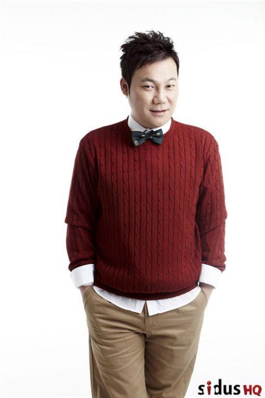 김현철(개그맨)
3월 21일 김현철 관계자는 본지와의 통화에서 “김현철이 결혼을 계획하고 준비 중이다. 하지만 아직 말 그대로 준비 중인 단계라 아직 공식적으로 말씀드릴 것은 없다”고 전했다.