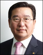 방한홍(기업인/한화케미칼)
한화케미칼(대표 방한홍ㆍ사진)(009830)은 과학 대중화를 위한 재능기부형 사회공헌 활동인 ‘내일을 키우는 에너지 교실(이하 에너지 교실)’을 시작한다.