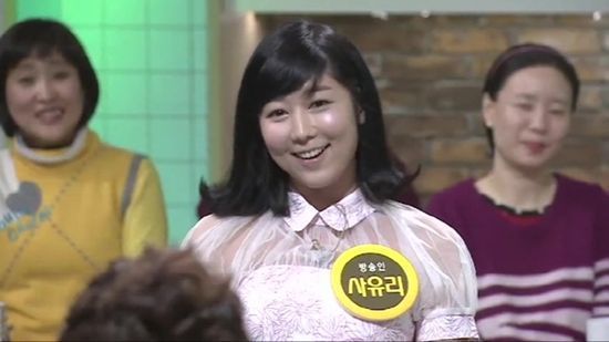 후지타사유리(FujitaSayuri/방송연예인/작가)
4차원 방송인 사유리가 “여자친구가 없다”며 접근했던 남자 연예인이 자신을 속였던 사연을 폭로했다.