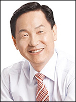 김상곤(교육공무원/전교수)
올해, 중학교 모든 학년의 경기융합과학교육(STEAM) 교육자료가 개발 완료되는등 융합과학교육이 확산된다.