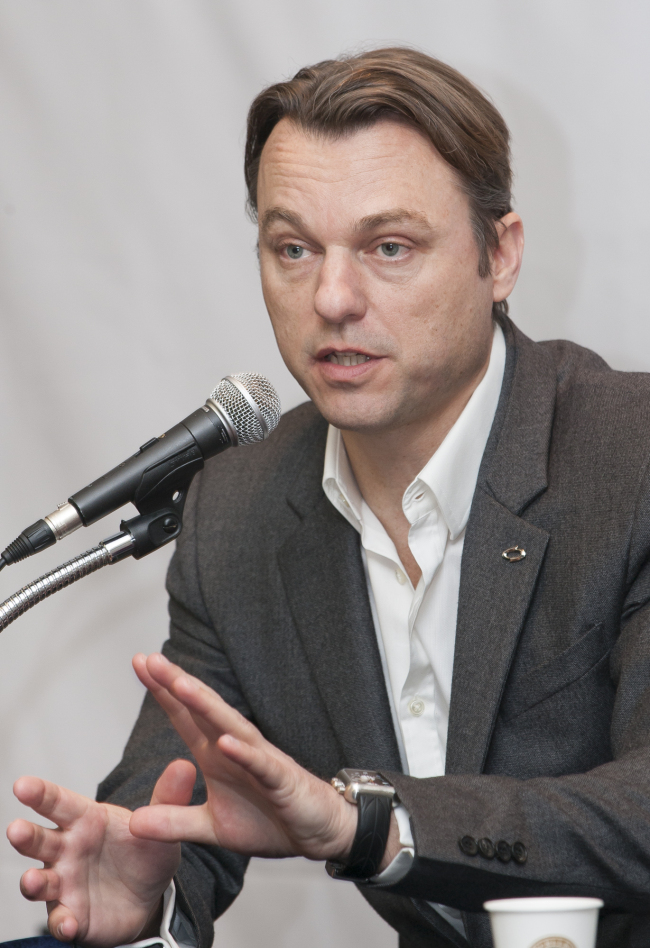 Laurens Van Den Acker