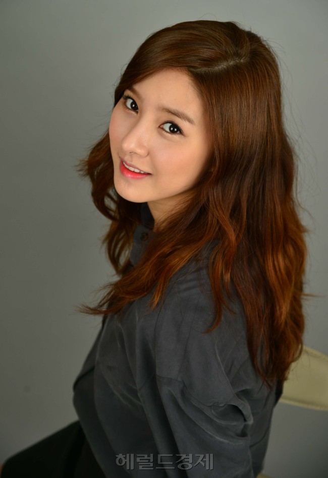 배우 김소은 인터뷰<br />이상섭 기자. babtong@heraldcorp.com 2013.03.28
배우 김소은 인터뷰
이상섭 기자. babtong@heraldcorp.com 2013.03.28
