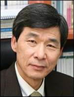 김진우(연구인/에너지경제연구원원장)
에너지경제연구원(원장 김진우·사진)은 새로운 창조경제 시대를 맞이하여 오는 2일, 울산혁신도시에서 신청사 착공식을 개최한다고 1일 밝혔다.