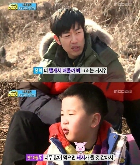 이종혁(위부터/영화배우/탤런트),윤후(윤민수아들)
윤후는 지난달 31일 방송된 MBC 예능프로그램 ‘일밤-아빠 어디가’에서 아빠 윤민수가 준비한 ‘스파게티빵’ 도시락을 먹었다.
　