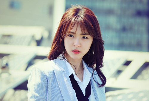 이연희(탤런트/영화배우)
배우 이연희와 국민형부 김강우, 모델 출신 배우 주지훈 등이 영화 ‘결혼전야’ 촬영에 들어간다.