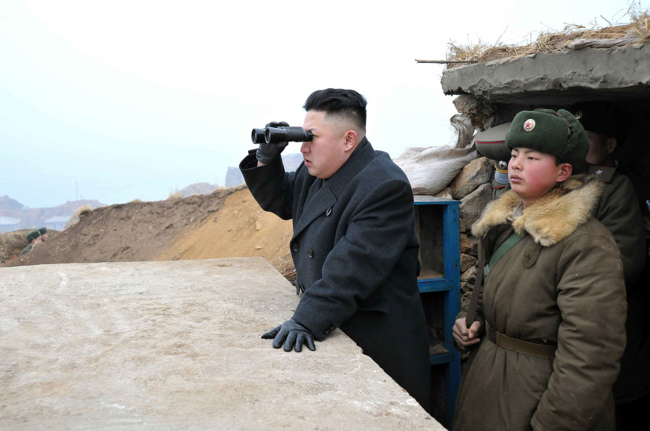 김정은(정치인/북한국방위원회제1위원장)
North Korea said Tuesday it will restart its graphite-moderated nuclear reactor to extract plutonium for nuclear weapons, breaching its 2007 agreement and inviting international criticism.