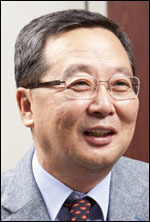 이재영(공기업인/연구인/경기도시공사사장)
경기도시공사(사장 이재영·사진)는 최근 입찰 공고한 ‘고덕일반산업단지 폐수종말처리시설(1단계) 건설공사’에 대해 입찰참가자격 사전심사를 진행한 결과 입찰에 참가한 3개사 모두 심사를 통과했다고 4일 밝혔다.