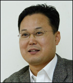 김영상(언론인/기자/헤럴드산업부재계팀장)
"재계에서는 최근 두가지 눈길을 끄는 일이 있었다. 하나는 인물에 관한 것이고, 또다른 하나는 기업에 관한 것이다."